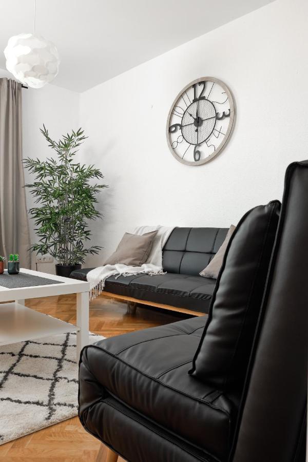 Apartamento El Coso Logroño Esterno foto
